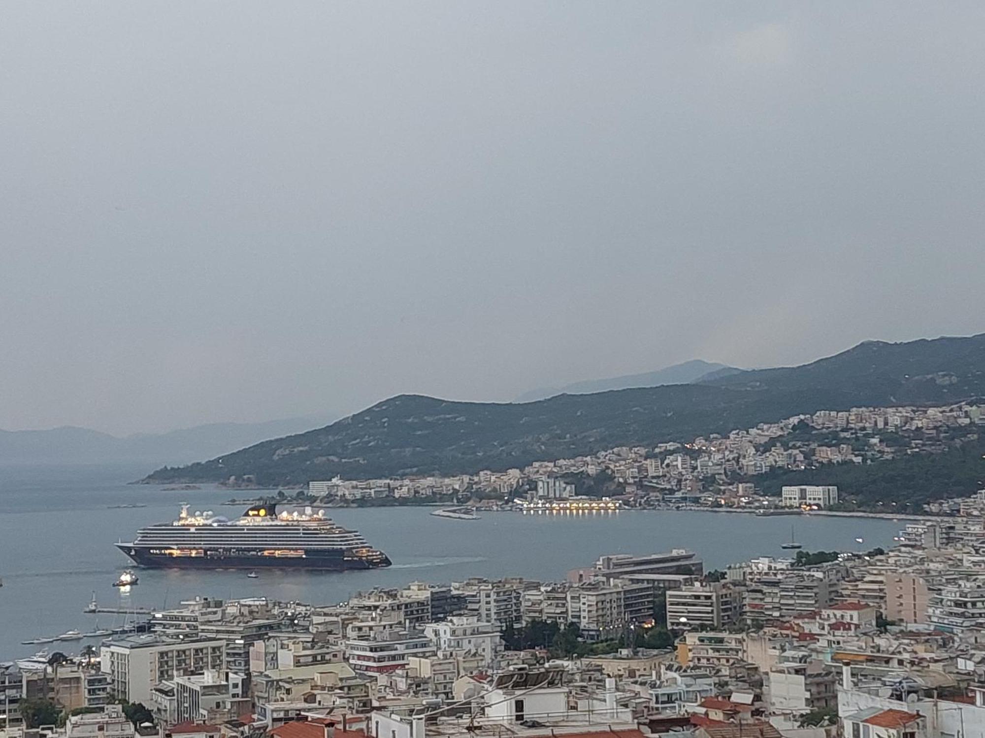 View Of The Whole * Kavala
